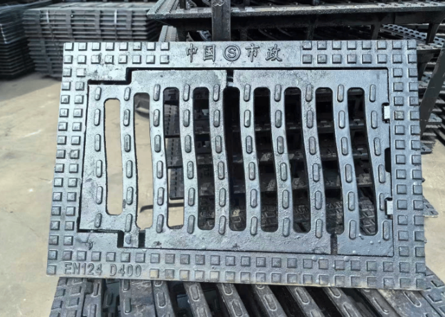 岳西球墨铸铁市政雨水篦子展示